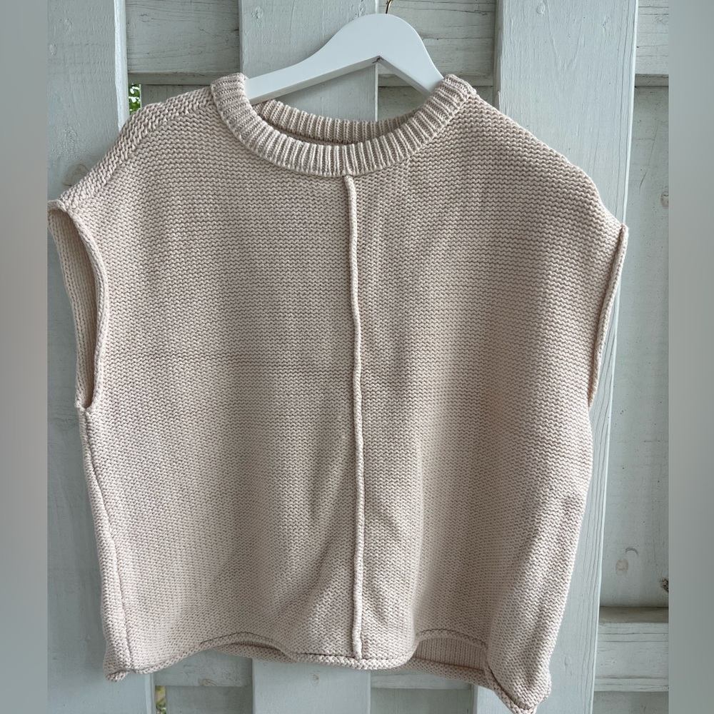 Universal Thread Short Sleeve Sweater